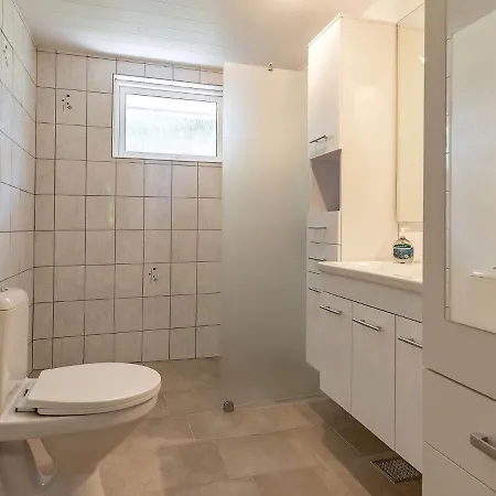 6 Person In Laeso-by Traum