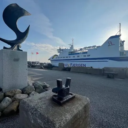 6 Person In Laeso-by Traum *